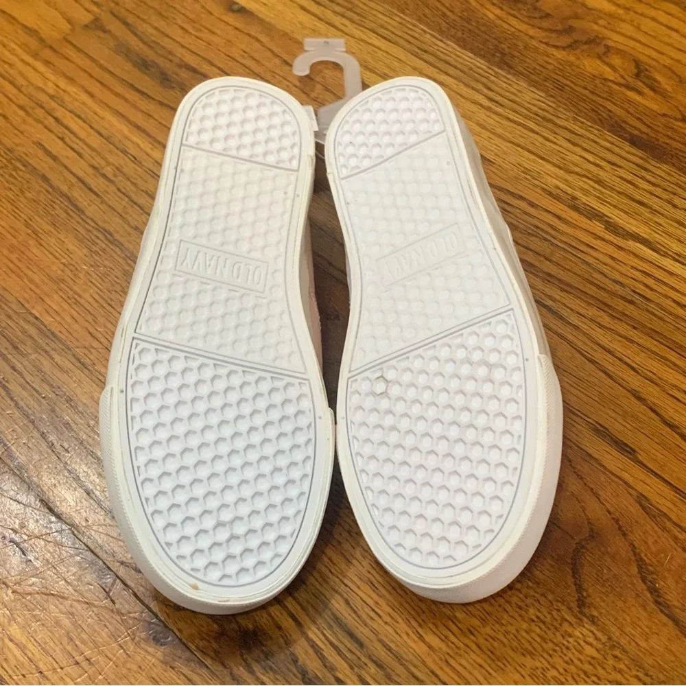 Old Navy Chambray Slip-On Sneaker Shoes NWT Girls Size 4 Smoke Free Home
